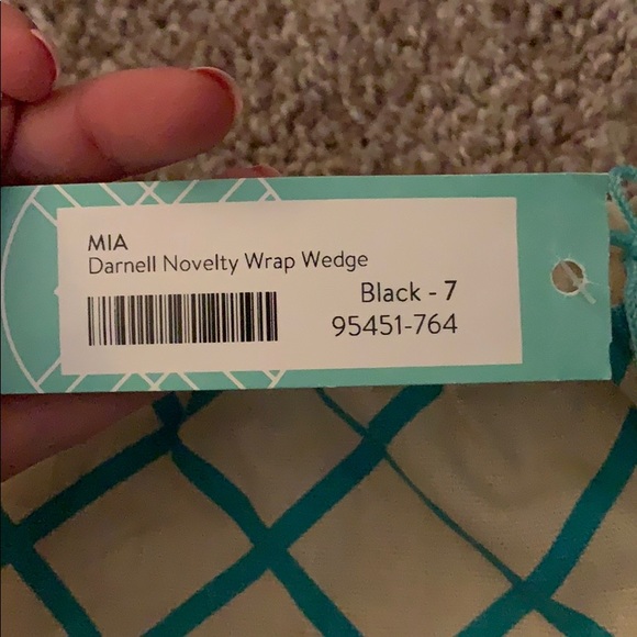 MIA - Darnell Novelty Wrap Wedges - Picture 5 of 5